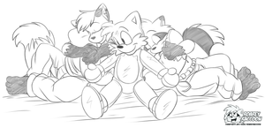 roninchaoticpooltoy.png Sketch commission for 2chaotic featuring his character and RoninFoxtail hugging an inflatable Tails pool toy thingy. Yarp.