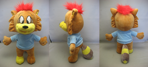  So here we have it, the eyes have been computer stitched and I think they look really nice XP. Let me know what you think of this, haha.
You can order one of these for the very low price of $20 plus postage. This isn't to make a profit but rather to offset the production costs, which is why the price is so reasonable XP. If you want to get one just use the following link to order:
http://rubbishgifts.com/roareyplush.aspx
If you are outside Europe, UK and US just select the US link and add your address info as normal XP.
Each plush will come with a unique label that I'll be signing and doing little drawings on as a thank you. Huge thanks are in order for people who have already shown interest and pre-ordered one before they knew what the final plush would look like. You're awesome!
If you have any questions don't hesitate to ask XP.
A massive thank you to moofoo for making this possible, it is his fantastic factory connections and initiative that led to the plush being made.